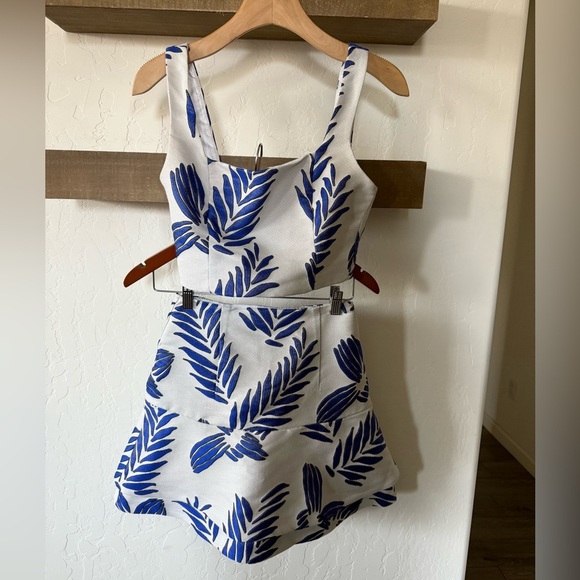 Kookai|Blue Iris Crop Top and Skirt matching Set,tropical floral pattern•••sz 34 - Picture 5 of 16